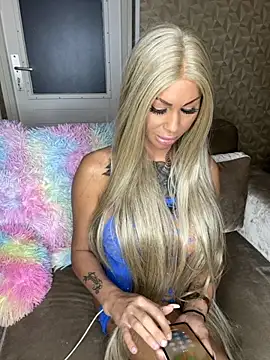 dutchbarbie online show from October 18, 2025, 5:04 pm