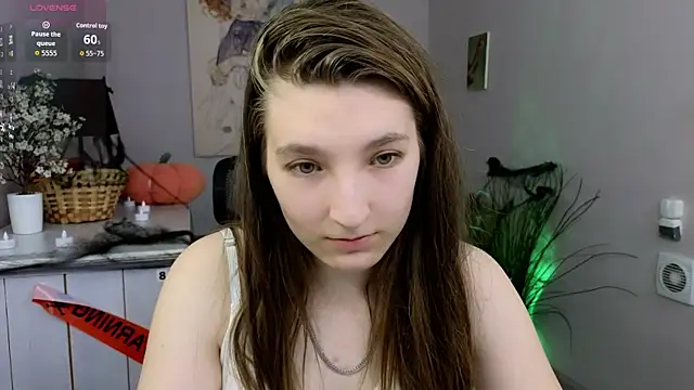 Mia Myles online show from October 25, 2025, 10:36 am