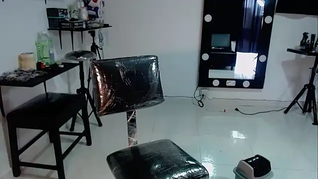 Sam Blue online show from November 11, 2025, 1:06 pm