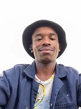 Minathi25410 online show from March 21, 2026, 2:43 pm