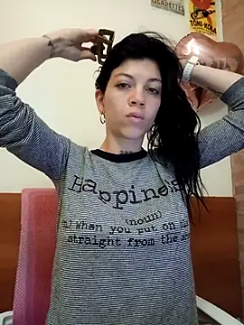 Paula Alameda online show from October 8, 2025, 8:38 am
