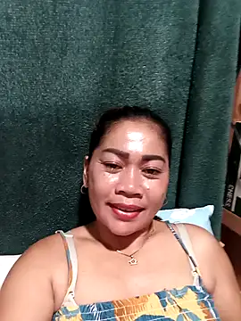 sexybitch 02 online show from June 11, 2026, 12:32 am