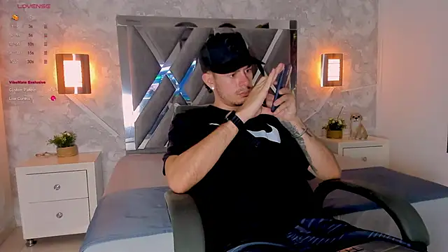 nils saint online show from November 17, 2025, 2:59 am