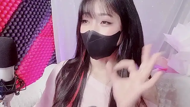 Snapshot of kemybaby chatting on February 19, 2026, 6:05 pm kemybaby online show from February 19, 2026, 6:05 pm