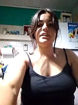 Snapshot of gaby_cats chatting on November 29, 2025, 12:44 am gaby cats online show from November 29, 2025, 12:44 am