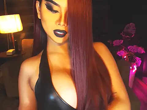KarlaFrost online show from June 26, 2026, 1:33 am