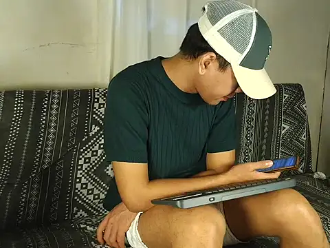 Darkevion online show from September 18, 2025, 1:08 am