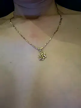 Snapshot of Link_lee chatting on October 13, 2025, 2:40 pm Link lee online show from October 13, 2025, 2:40 pm