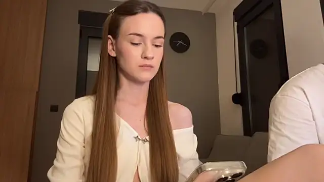 Snapshot of TenDouble chatting on September 10, 2025, 8:08 pm TenDouble online show from September 10, 2025, 8:08 pm