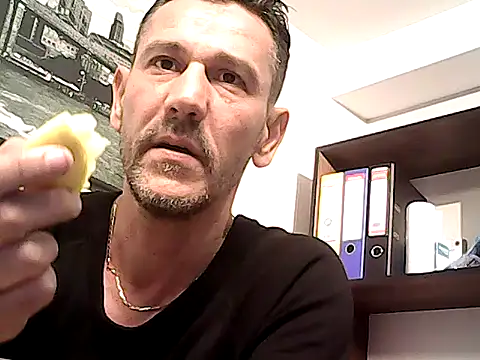 Snapshot of mastercharisma35 chatting on March 2, 2026, 10:17 pm mastercharisma35 online show from March 2, 2026, 10:17 pm