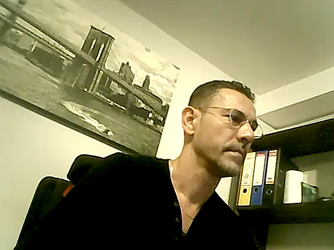 Snapshot of mastercharisma35 chatting on February 4, 2026, 11:27 am mastercharisma35 online show from February 4, 2026, 11:27 am