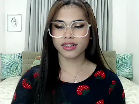 PrettyBlythes TS online show from January 17, 2026, 7:23 am