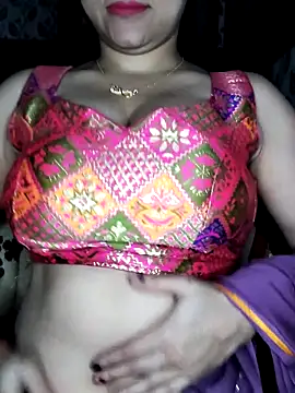 Snapshot of Horny_Shalu chatting on December 19, 2025, 6:10 pm Horny Shalu online show from December 19, 2025, 6:10 pm