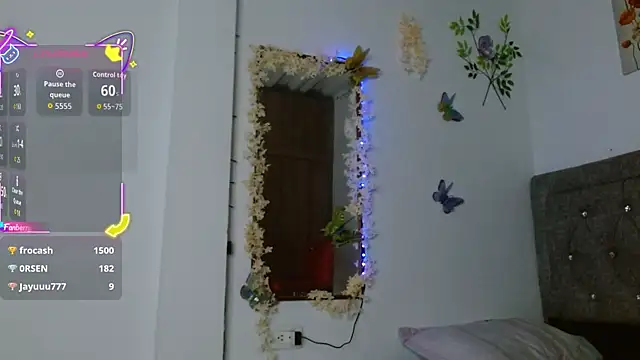 Meriilyn Monroe724 online show from December 4, 2025, 1:32 pm