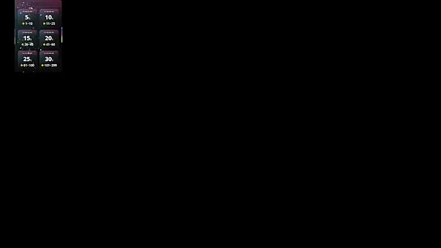 EvelynLips  online show from September 27, 2025, 4:18 am