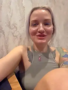 KateMonroe online show from April 2, 2026, 9:21 pm