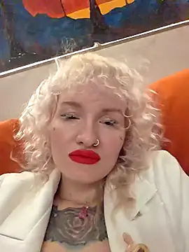 KateMonroe online show from May 11, 2026, 10:29 pm