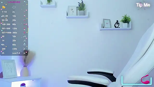 Liah  19 online show from September 23, 2025, 12:06 am