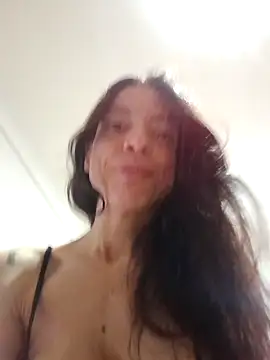 Snapshot of chicalunar24 chatting on September 24, 2025, 5:19 pm chicalunar24 online show from September 24, 2025, 5:19 pm