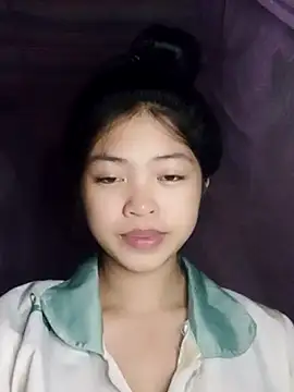 Thy00   online show from November 7, 2025, 4:22 pm