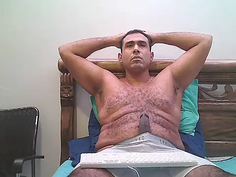 Snapshot of morenocabro10 chatting on September 12, 2025, 10:42 pm morenocabro10 online show from September 12, 2025, 10:42 pm
