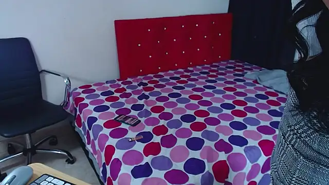 girl hot699 online show from November 8, 2025, 7:45 am