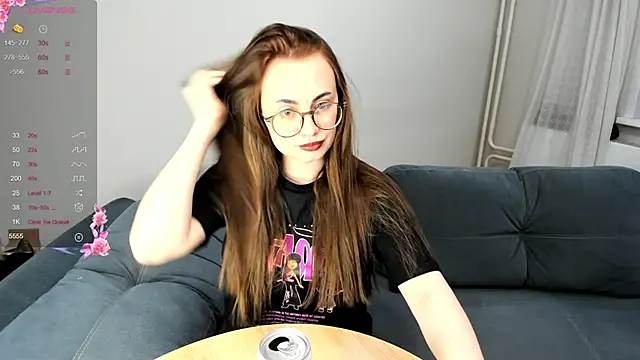 MewStella online show from January 10, 2026, 3:51 pm