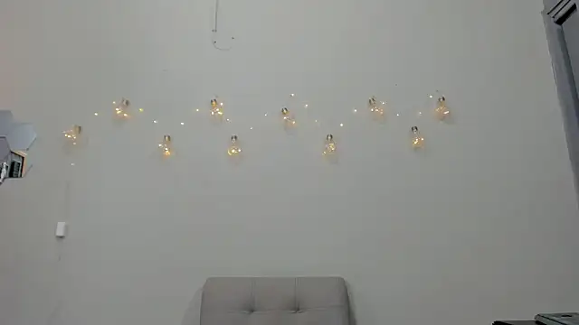 alianim online show from November 23, 2025, 7:35 pm