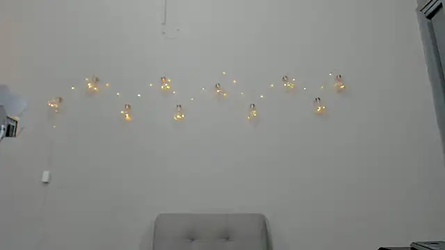 alianim online show from December 17, 2025, 7:30 pm