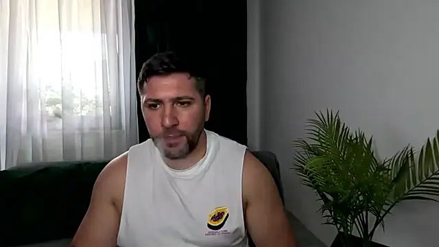 Gold Alpha Boy online show from May 19, 2026, 2:02 pm
