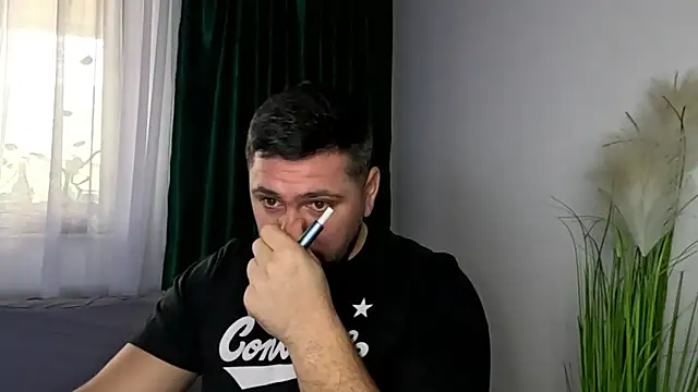 Snapshot of Gold_Alpha_Boy chatting on February 17, 2026, 10:56 am Gold Alpha Boy online show from February 17, 2026, 10:56 am