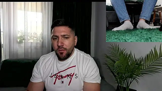 Gold Alpha Boy online show from June 2, 2026, 9:09 am