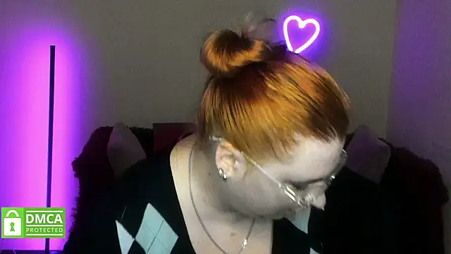 Alicia love00 online show from November 22, 2025, 6:23 am