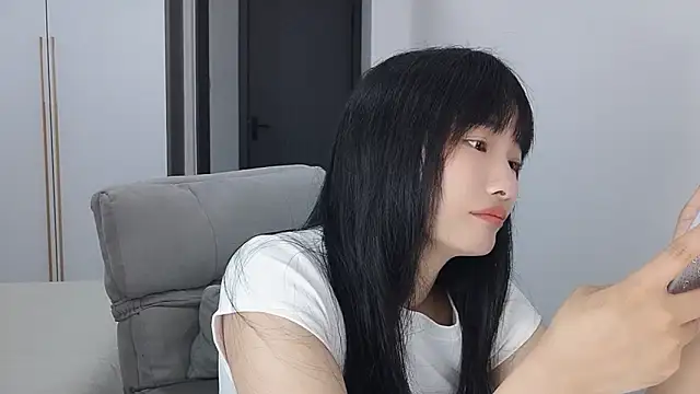 Lisa-3333 online show from June 18, 2026, 2:55 pm