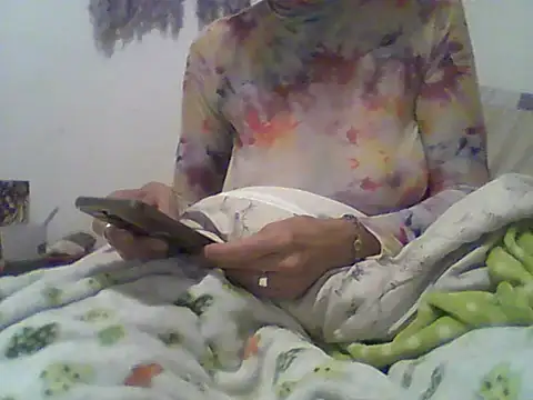 Snapshot of Bebita-zmp chatting on June 1, 2026, 9:47 pm Bebita-zmp online show from June 1, 2026, 9:47 pm
