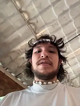 Luxx 14 online show from September 26, 2025, 4:47 pm