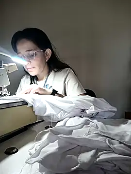 Snapshot of Isabella5_Brown_ chatting on October 5, 2025, 5:47 pm Isabella5 Brown online show from October 5, 2025, 5:47 pm