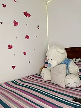 Snapshot of Isabella5_Brown_ chatting on February 6, 2026, 5:42 pm Isabella5 Brown online show from February 6, 2026, 5:42 pm