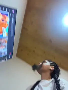 kitty aikooo online show from November 16, 2025, 6:01 pm