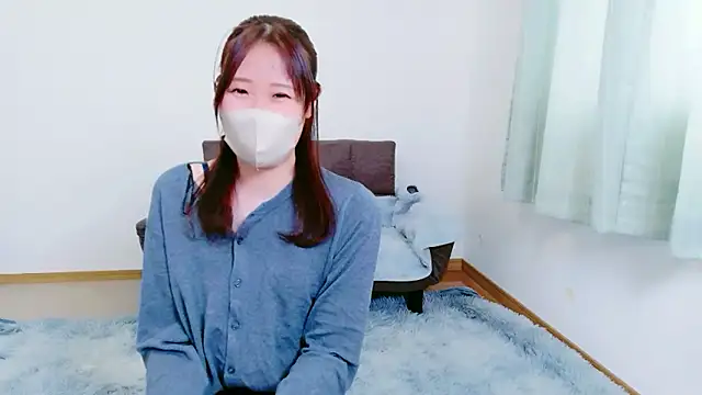 Snapshot of _Shuka_ chatting on April 22, 2026, 2:18 am Shuka online show from April 22, 2026, 2:18 am