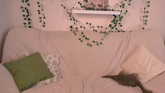 CindySparkl online show from October 8, 2025, 3:52 am