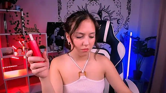 CindySparkl online show from October 4, 2025, 3:19 am