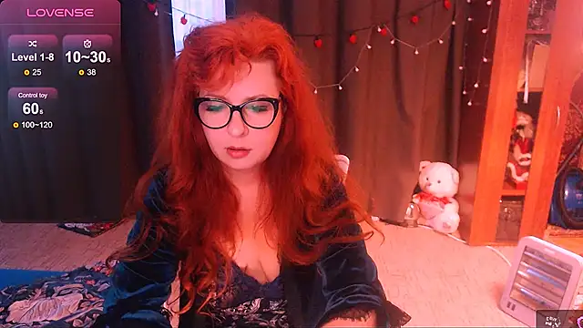 Crystal2207 online show from June 28, 2026, 1:01 am