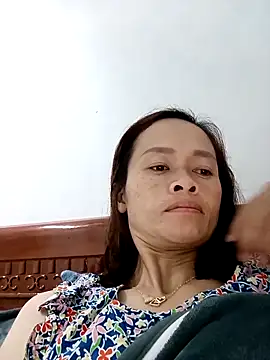 Sexy-loveass20 online show from November 6, 2025, 1:48 pm