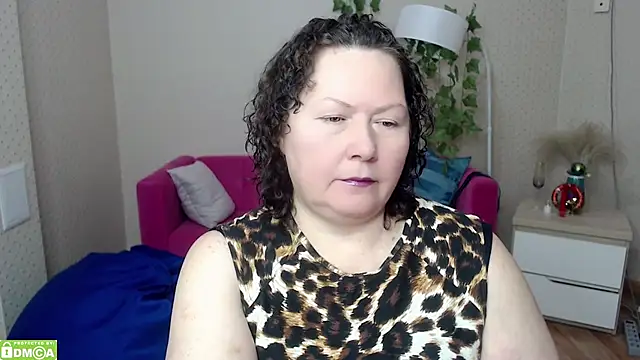 milf hornys online show from January 14, 2026, 10:02 pm