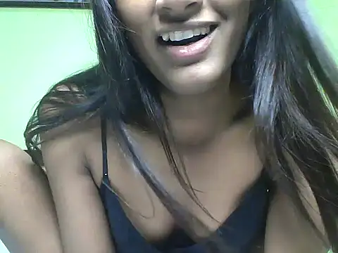 Snapshot of mickle_james chatting on September 10, 2025, 5:12 pm mickle james online show from September 10, 2025, 5:12 pm