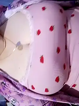 Hnonasix89 online show from April 3, 2026, 11:49 am