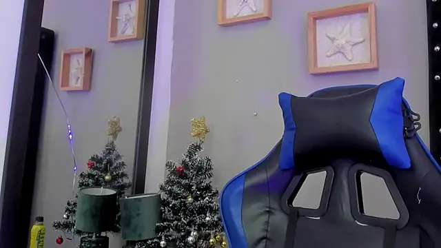 Mathewboy1 online show from December 22, 2025, 7:25 pm