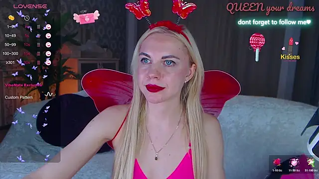 LiSinDoll online show from November 4, 2025, 7:01 am