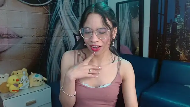 Snapshot of Giaa_rossi chatting on September 17, 2025, 2:08 pm Giaa rossi online show from September 17, 2025, 2:08 pm